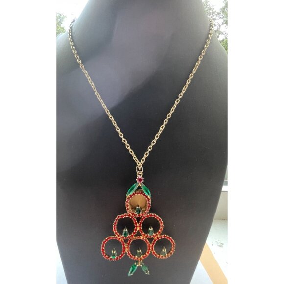 Vintage Rhinestone Christmas Tree Pendant Necklace With Gold-Tone Chain & Red/Gr - Picture 7 of 16